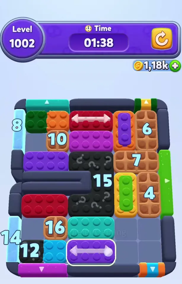 Уровень 1002 Color Block Jam: Поле с коридором и ящиками