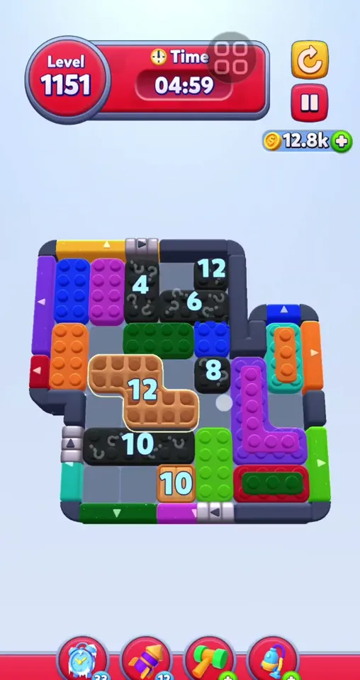 Уровень 1151 Color Block Jam: Поле с вырезом и ящиками