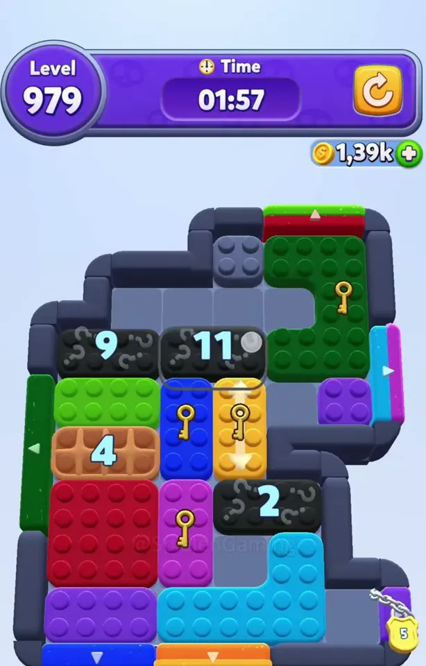 Уровень 979 Color Block Jam: Ступенчатое поле с замком